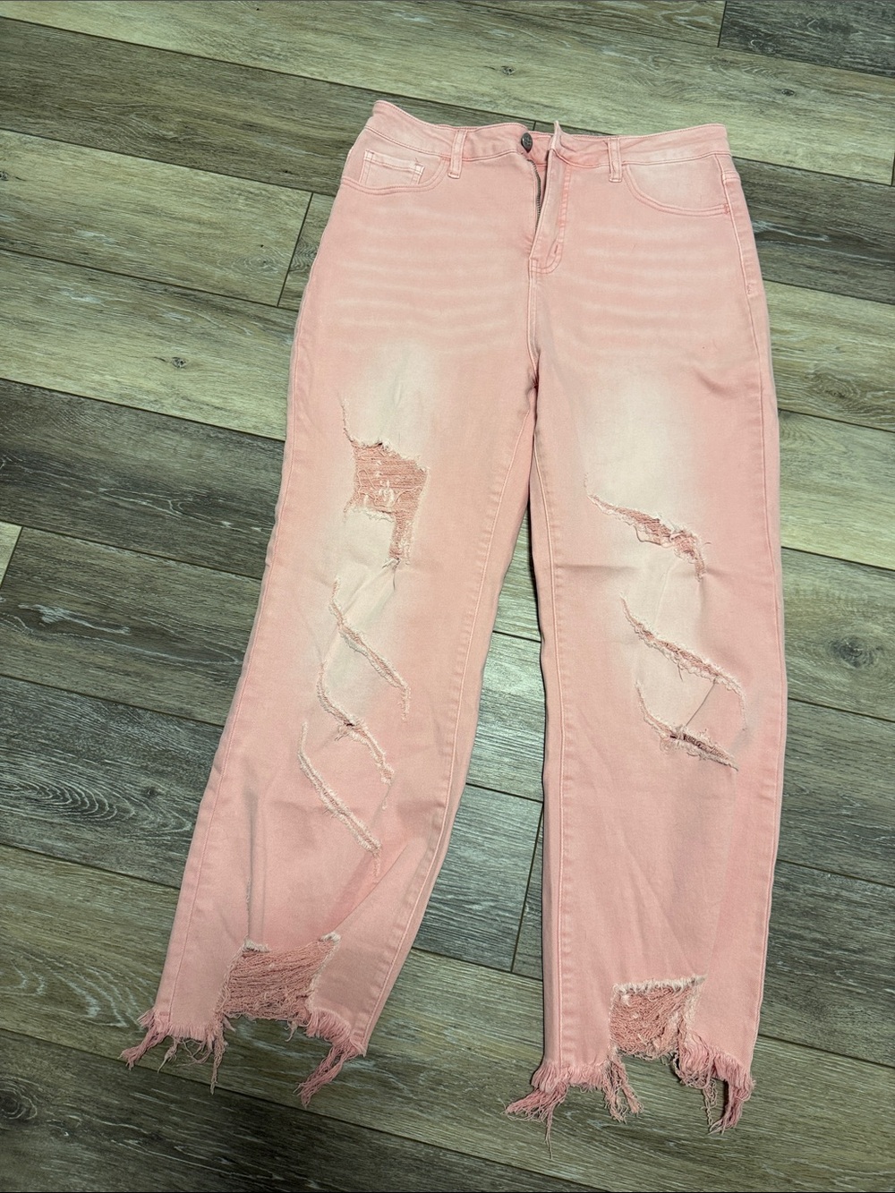 Pink Distressed Boyfriend Jeans with Frayed Hem